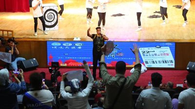 طلاب قسم اللغة الصينية بآداب القاهرة يفوزون بالمراكز الأولى في مسابقة جسر اللغة الصينية علي مستوي الجامعات المصرية