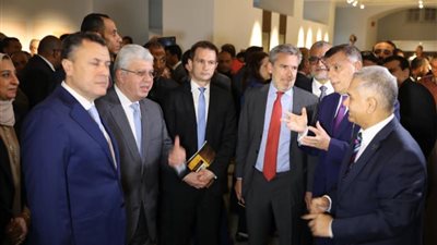 وزيرا التعليم العالى والسياحة ورئيس جامعة عين شمس يفتتحون متحف قصر الزعفران بالجامعة