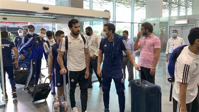 بالصور.. بعثة بيراميدز تصل مطار القاهرة استعدادا للسفر إلى المغرب