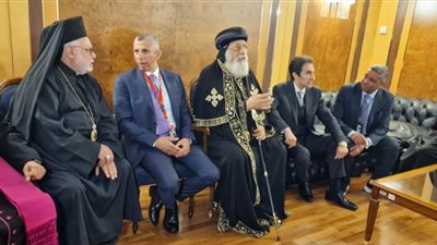 شاهد.. مراسم استقبال قداسة البابا بمطار روما