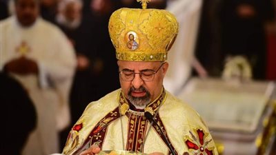 صور.. بطريرك الأقباط الكاثوليك يترأس قداس وجناز مثلث الرحمات الأنبا كيرلس