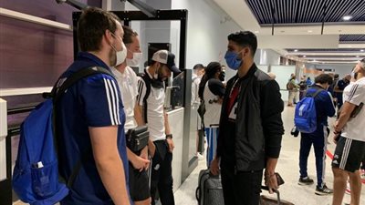 فرجاني ساسي يصل المغرب للانضمام لمعسكر الزمالك (صور)