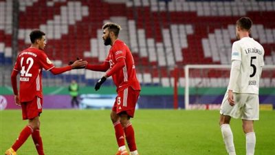 بايرن ميونخ يستهل مشواره في الكأس بثلاثية في شباك دويسبورج