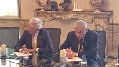وزير التموين يواصل إجتماعاته بايطاليا بلقاء ممثلى الشركة الإيطالية المتخصصة