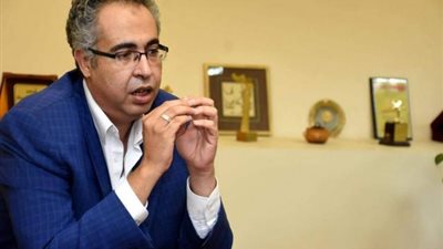 إسماعيل مختار يفتتح عرض ”ريسايكل” علي مسرح الطليعة الأحد المقبل.. إليك التفاصيل