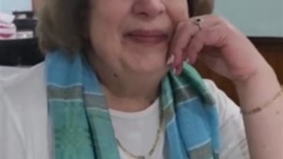 أحمد الفيشاوي يطمئن جمهوره علي حالة والدته الصحية