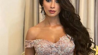 بفستان مثير.. روبي تثير ضجة على مواقع التواصل الاجتماعي