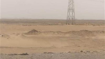 عاصفة ترابية تتسبب بانقطاع الكهرباء عن «أبوسمبل».. والوزارة تدفع بـ18 مكاينة طوارئ