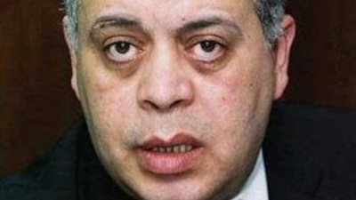 أشرف زكي يتقدم باستقالته من نقابة المهن التمثيلية.. إليك التفاصيل