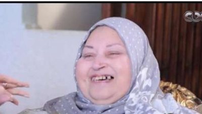 مفتى الجمهورية ينعى والدة الشهيد أحمد منسى