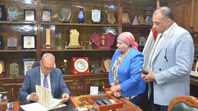 محافظ القليوبية يعتمد نتيجة الشهادة الاعدادية للعام الدراسي الحالى بنسبة نجاح 80.67 %