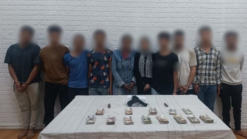 أفراد العصابة والمضبوطات