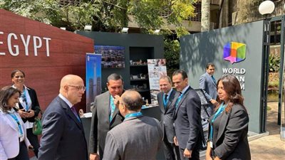 وزير التنمية المحلية يفتتح جناح منصة ”أيادي مصر” بنيروبى
