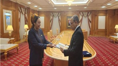 السفير المصري يقدم أوراق اعتماده في تركمنستان