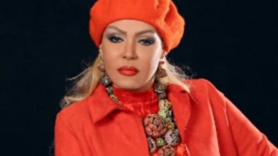 لوسى رئيسة عصابه فى فيلم ”تسليم أهالى”