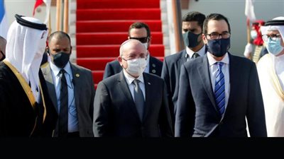 رئيس الوفد الإسرائيلي فور وصوله للمنامة: هذا يوم عظيم يتحول فيه السلام إلى واقع