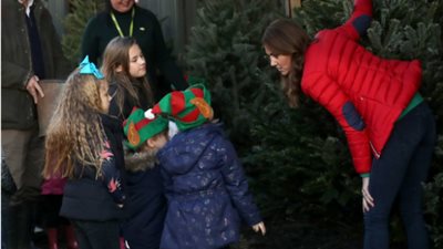 كيف تصرفت كيت ميدلتون عند تعرضها لمواقف محرجة.. إليك القصة كاملة