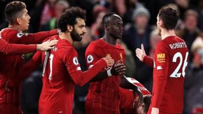 محمد صلاح لـ”فان دايك”: أتمنى لك الشفاء أيها الضخم