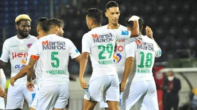 30 دقيقة.. محاولات من الرجاء المغربي لتعديل النتيجة أمام الزمالك ولكن دون خطورة