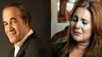 رانيا محمود ياسين تشارك جمهورها بصورة من عزاء والدها..وتعلق :”يا وجع القلب عليك”