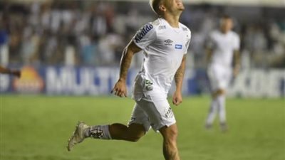 الهلال السعودي يحدد خيارات بديلة لسوتليدو