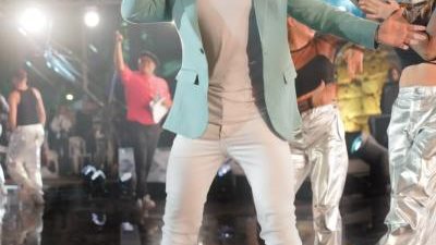 تامر حسني أفضل فنان عربي في المهرجان العربي للإذاعة والتليفزيون بتونس