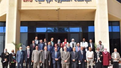 الجامعة المصرية الروسية تستضيف اجتماع قطاع الدراسات الصيدلية بـ”الأعلى للجامعات”