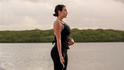 ياسمين صبري بإطلالة رياضية في احدث ظهور لها