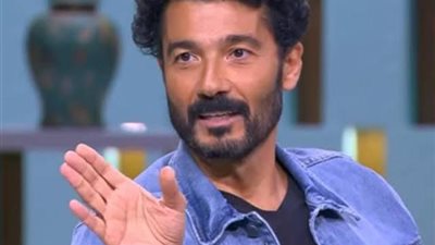 لهذا السبب ارتدى خالد النبوي ملابس الساحر
