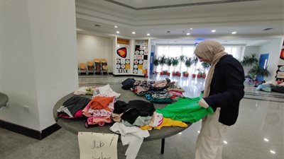 فريق طلاب”علشانك يا بلدي الجامعة الألمانية” ينظم يوم لجمع ملابس العيد لإقامة معرض ” عيدنا عيدين”