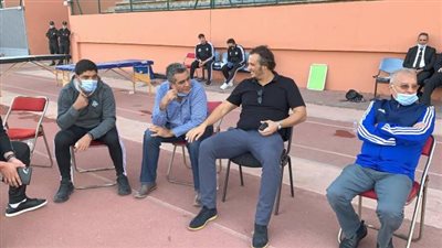 أحمد مجاهد يحضر مران بيراميدز الأخير قبل مواجهة حوريا