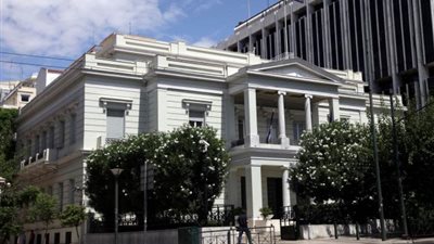 اليونان تطلب من ألمانيا وإيطاليا وأسبانيا تعليق الصادرات الدفاعية لتركيا