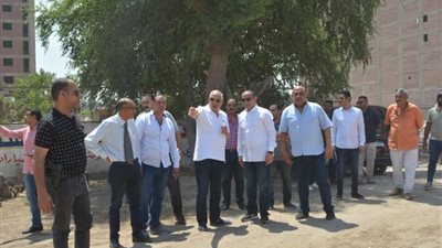 بالصور.. محافظ الجيزة يعاين مواقع إنشاء الدورانات بترعة المريوطية