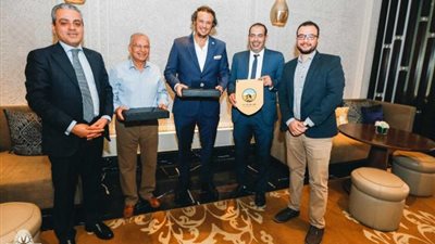 سفارة مصر بالمغرب والمقاولون العرب يكرمان بعثة بيراميدز