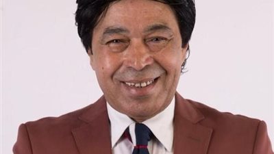 حمدي بتشان يكشف حقيقة خلافه مع محمد هنيدي بسبب أغنية ” أنا واد خلاصة”