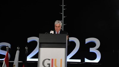 في احتفالية تخريج أول دفعاتها بالعاصمة الإدارية  : وزير التعليم العالي يشيد بالتميز العلمي للجامعة الالمانية الدولية GIU