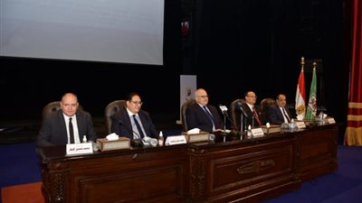 خلال مؤتمر صحفي.. الخشت يعلن إطلاق مشروعات جديدة بجامعة القاهرة لتطوير العلوم الإنسانية ومستشفى قصر العينى التعليمي الفرنساوي