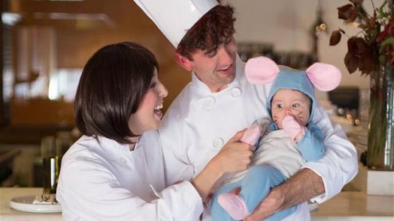 عائلة أمريكية تعيد