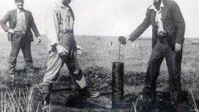 البداية كانت منذ عام 1909 ... حكاية استخراج أول قطرة بترول فى مصر