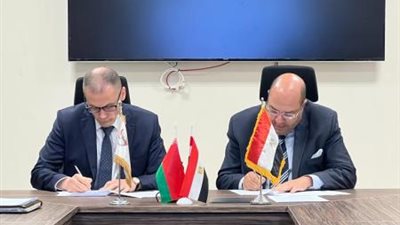 وزير التجارة والصناعة ونائب وزير الصناعة البيلاروسي يبحثان إمكانيات التصنيع المشترك لعدد من المنتجات بالسوق المصري