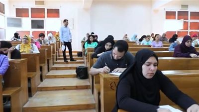 انتهاء ماراثون امتحانات التعليم المدمج بجامعة القاهرة .. وفتح باب القبول للطلاب الجدد سبتمبر المقبل