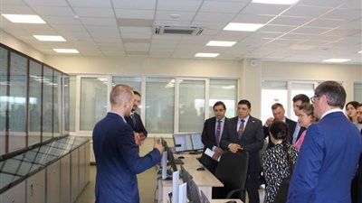 رئيس «المحطات النووية» يزور أكاديمية «روساتوم» التقنية ويتفقد الكوادر المصرية