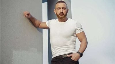 أحمد السقا يبدأ تصوير مشاهد مسلسله الجديد ”الجولة الأخيرة”