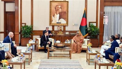 مدير روساتوم يبحث مع رئيسة وزراء بنجلاديش سير أعمال بناء محطة «روبور»