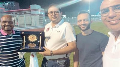 الزمالك يكرم رئيس نادي شباب المحمدية المغربي