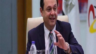 للعام ال 21.. الجامعة الألمانية بالقاهرة تحتفي بأوائل الثانوية العامة وتسلمهم وثائق منح دراسية كاملة