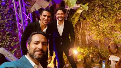 ”يارب أشوفك رئيس النادي الأهلي”.. كريم فهمي يحتفل بعيد ميلاد حسام غالي وهذه رسالته له