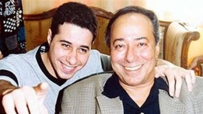 بهذه الكلمات..أحمد السعدني يهنئ والده بعيد ميلاده