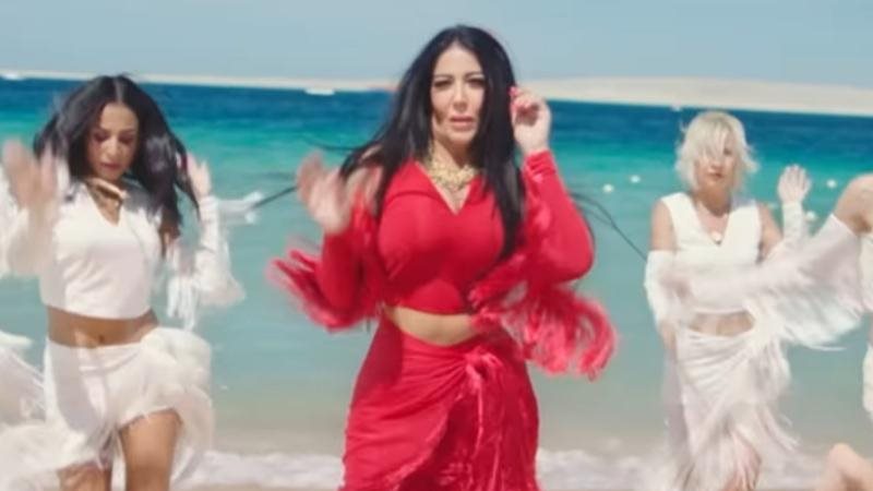 سمية الخشاب
