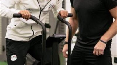 مؤمن زكريا يواصل التأهيل بقيادة مخطط أحمال الأهلي السابق